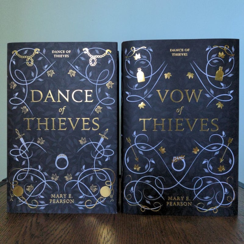 Dance of Thieves & Vow of Thieves (Fairyloot signed special editions) 