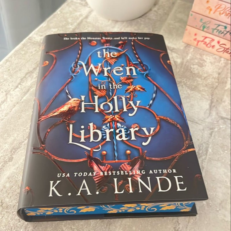 The Wren in the Holly Library (Deluxe Limited Edition)