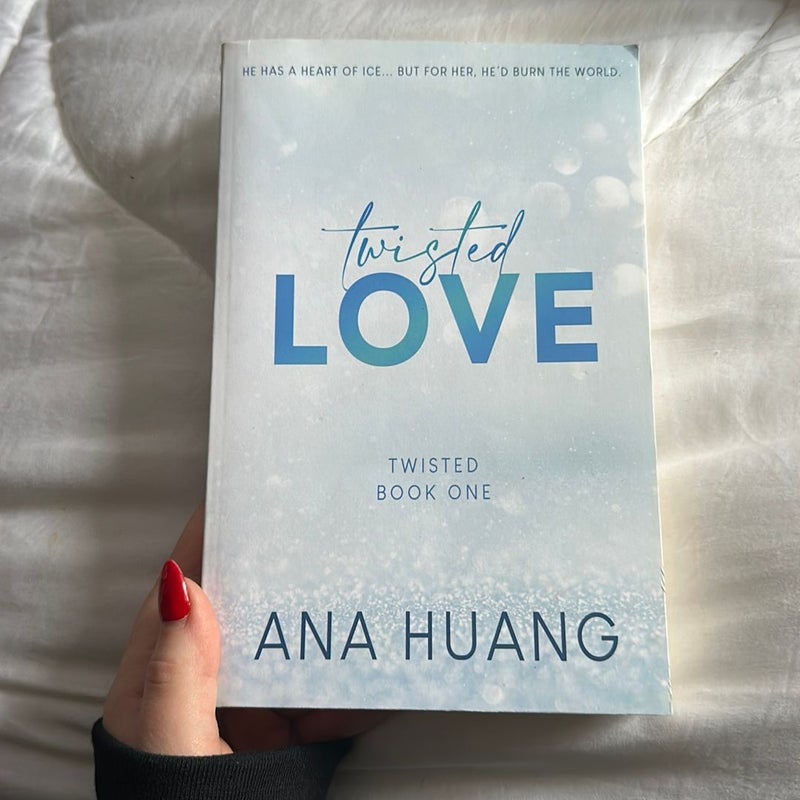 Twisted Love - Special Edition : Huang, Ana: : Books