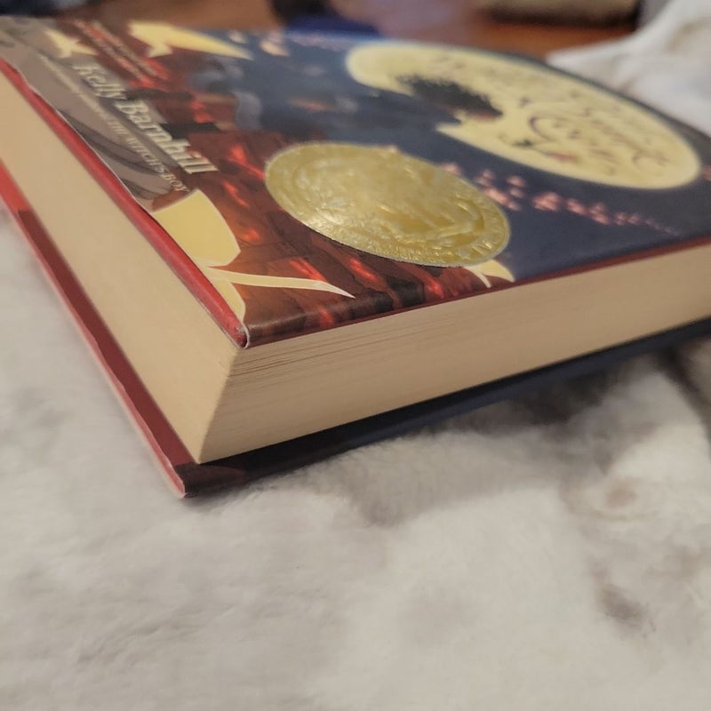 The Girl Who Drank the Moon (Winner of the 2017 Newbery Medal)