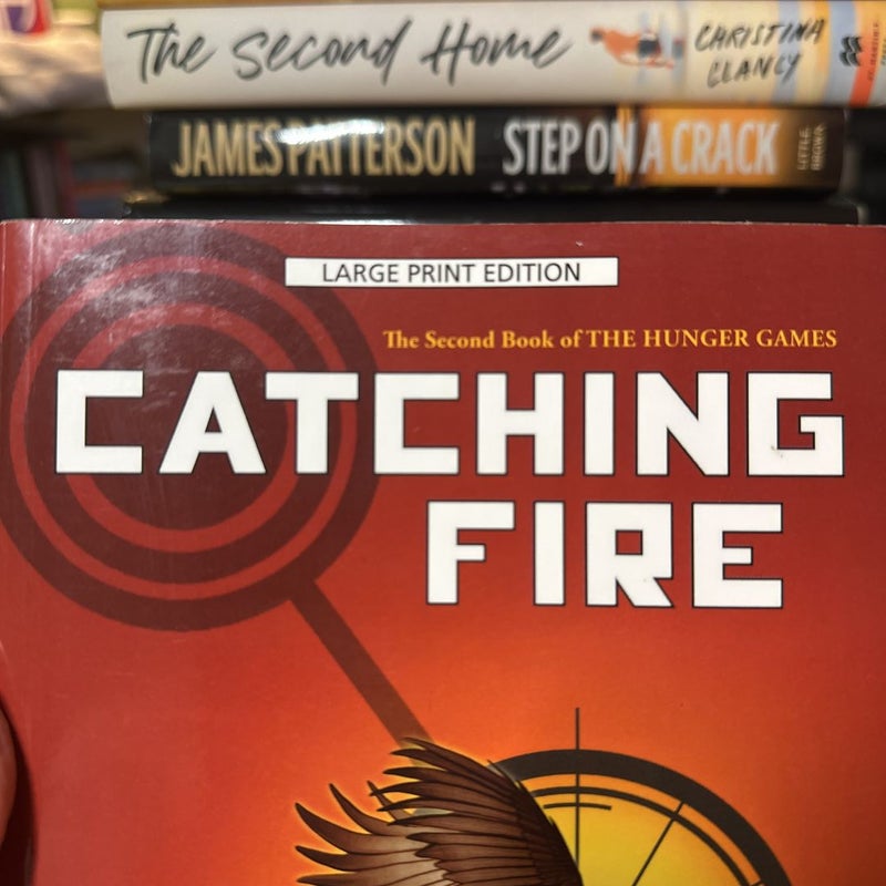 Catching Fire (large print edition)