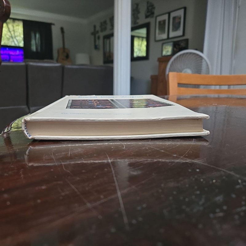 Digital Image Warping