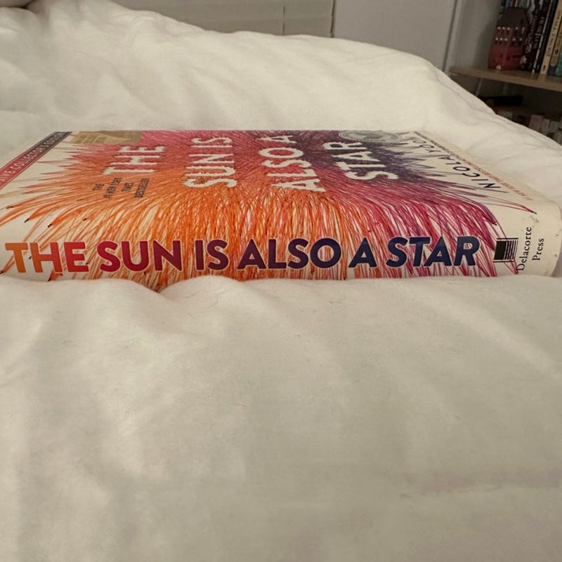 The Sun Is Also A Star (Barnes & Nobles Exclusive Edition)