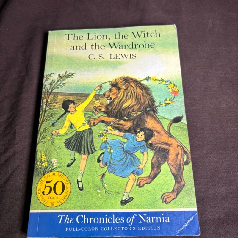 The Lion, the Witch and the Wardrobe: Full Color Edition