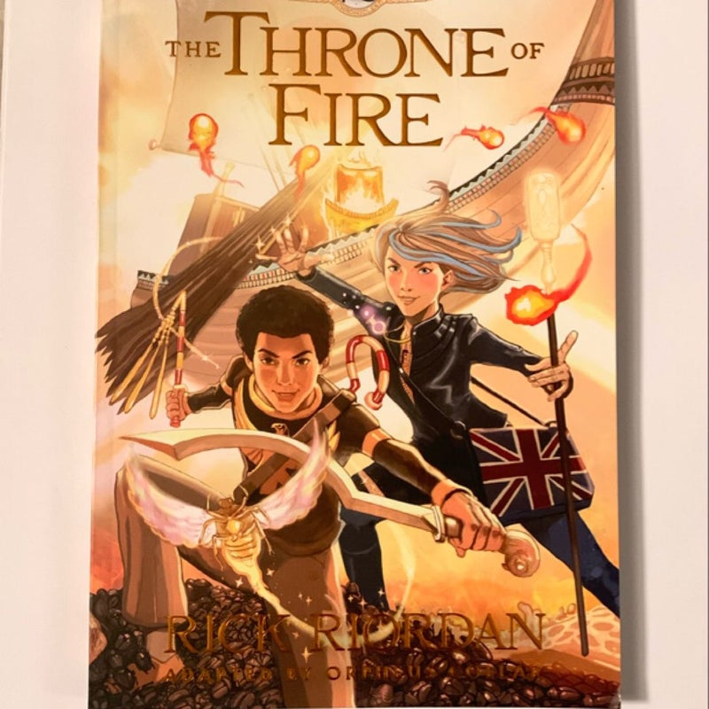 Kane Chronicles, the, Book Two the Throne of Fire: the Graphic Novel (the Kane Chronicles, Book Two)