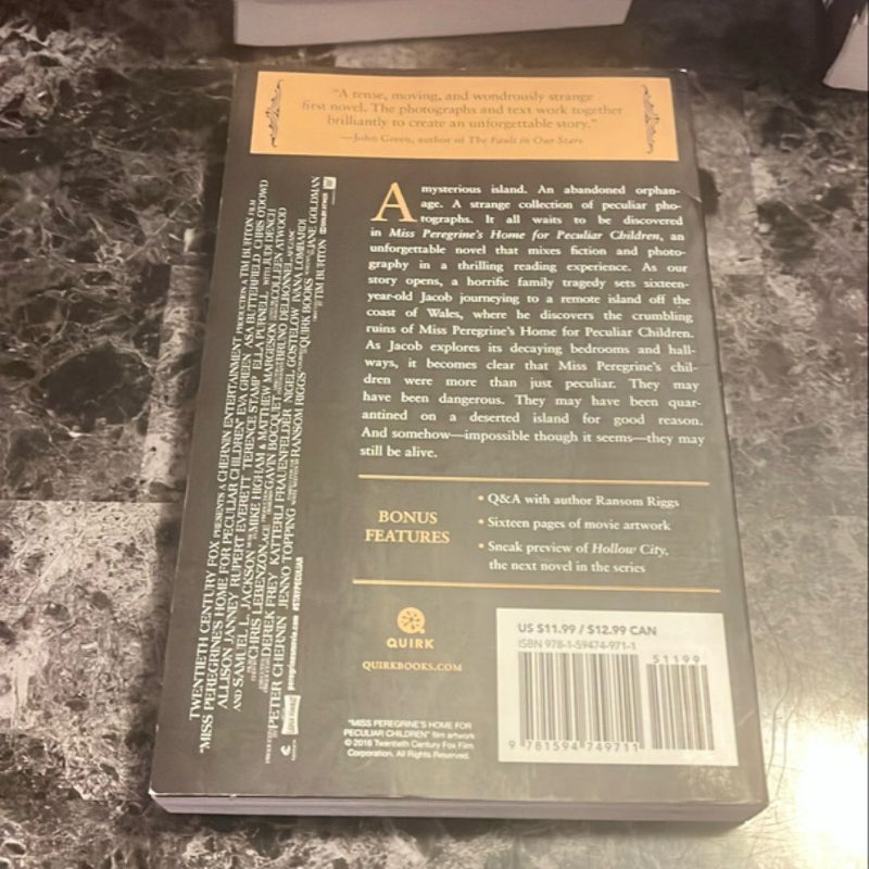 Miss Peregrine’s Home For Peculiar Children - B&N Exclusive Edition