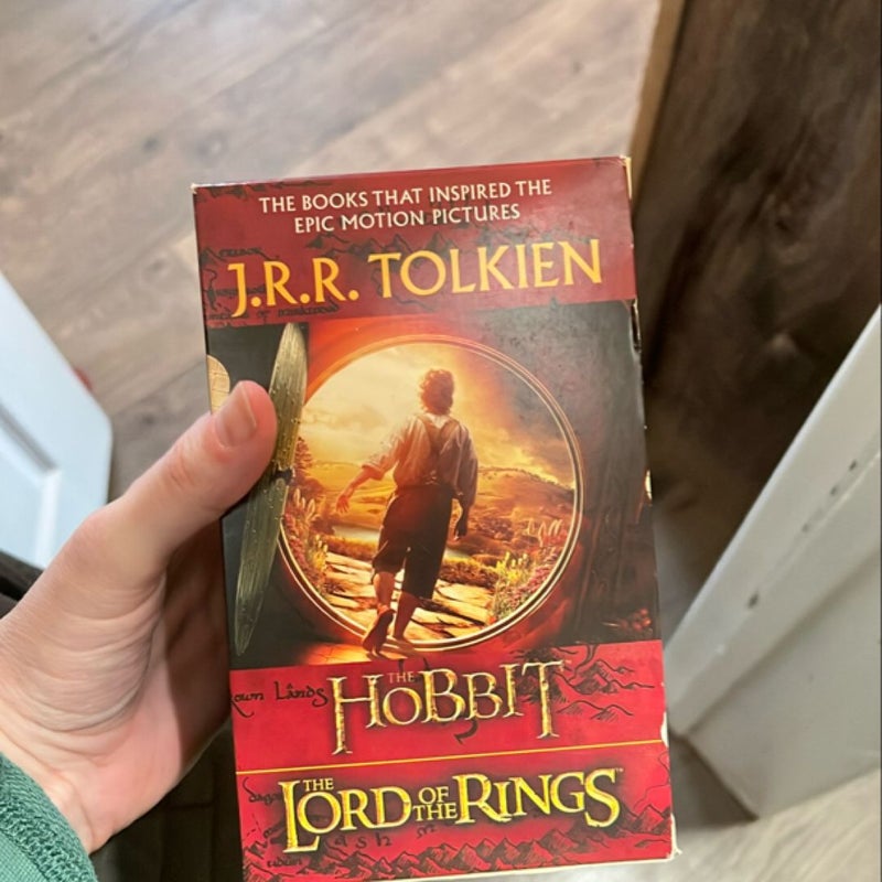 J. R. R. Tolkien 4-Book Boxed Set: the Hobbit and the Lord of the Rings