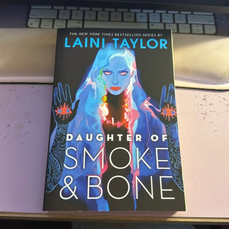 Daughter of Smoke and Bone