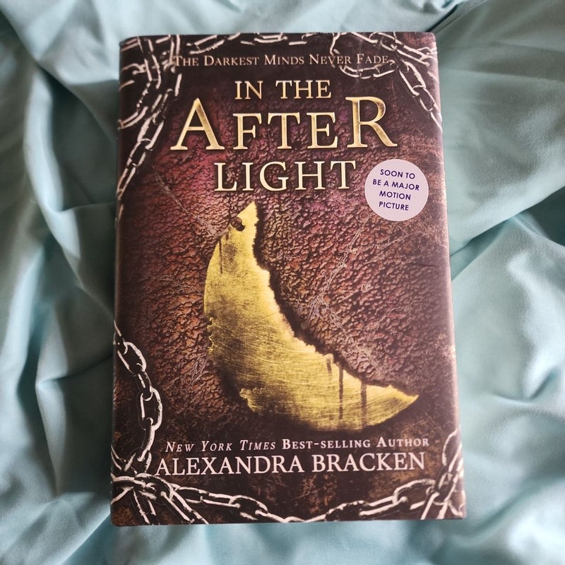 In the Afterlight (a Darkest Minds Novel, Book 3)