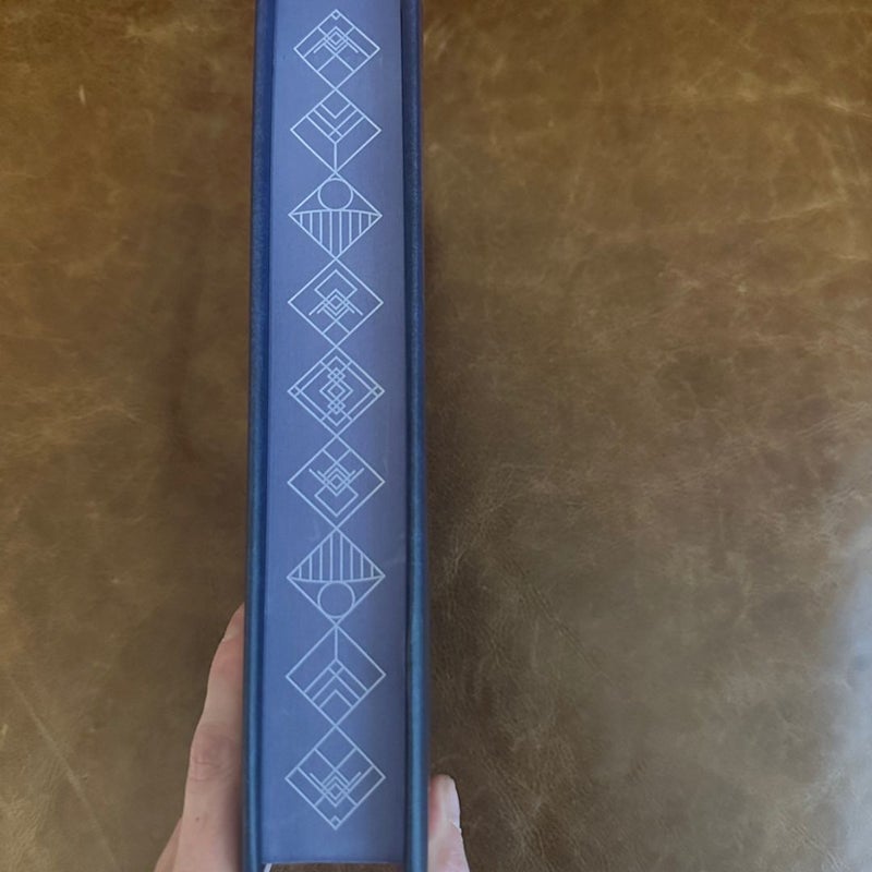 Fairyloot the brothers hawthorne signed edition