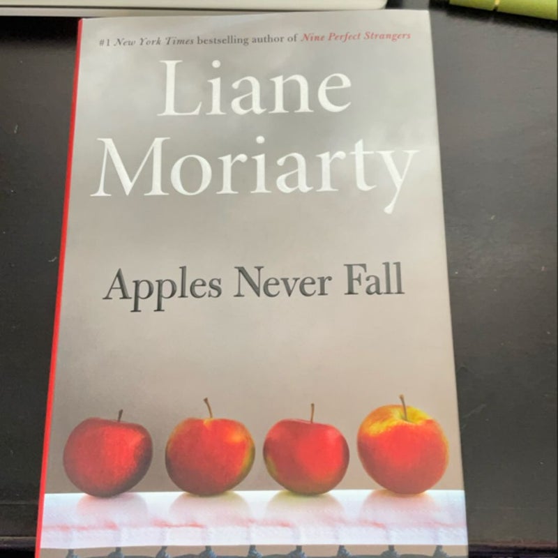 Apples Never Fall