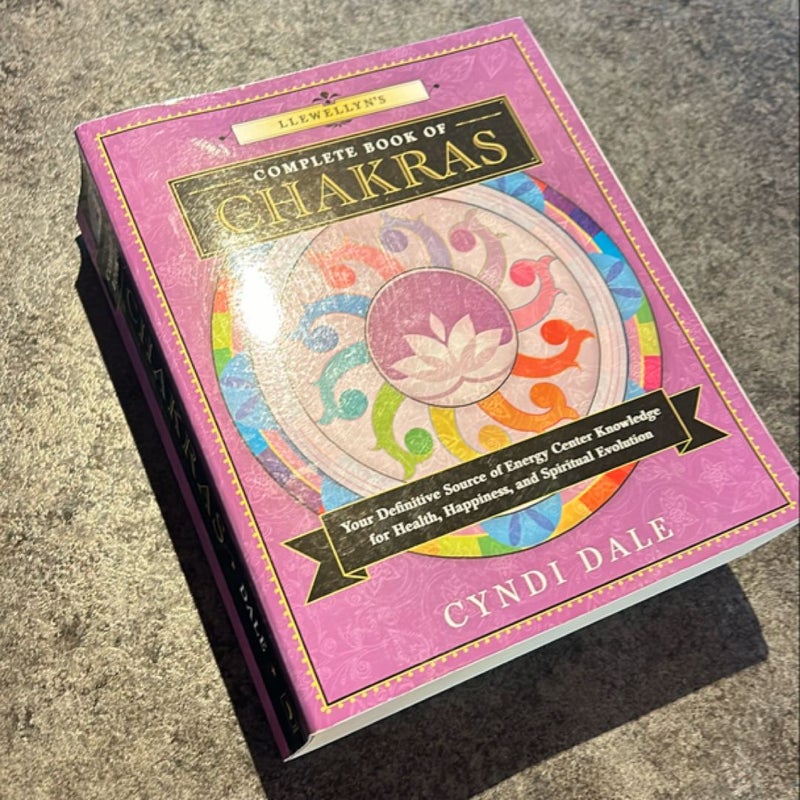 Llewellyn's Complete Book of Chakras