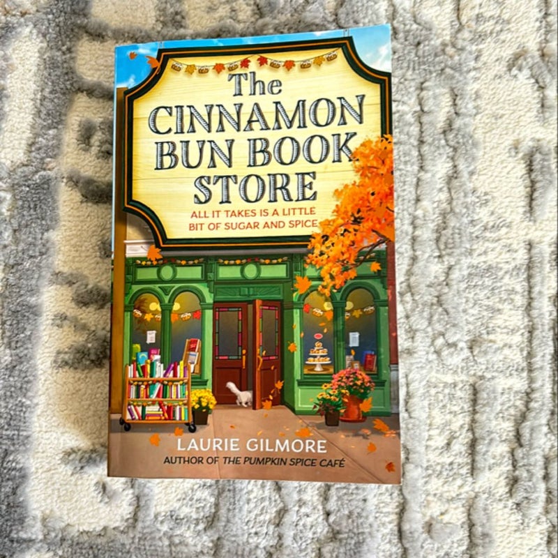 The Cinnamon Bun Book Store (Dream Harbor, Book 2)