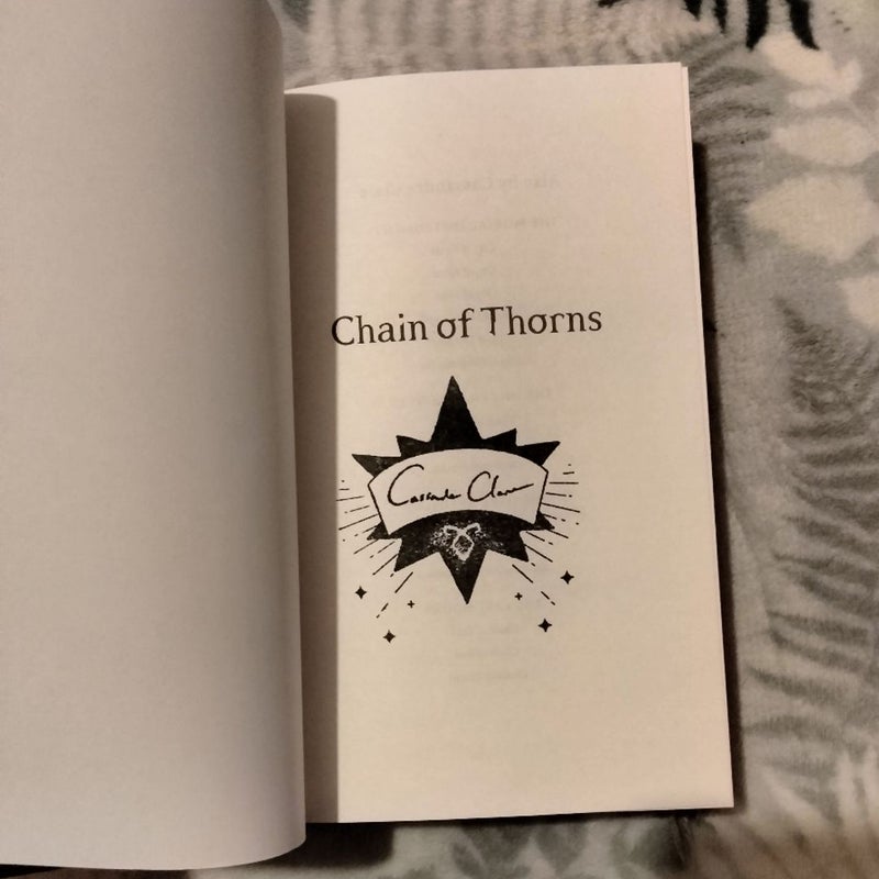 Chain of Thorns Illumicrate Edition 