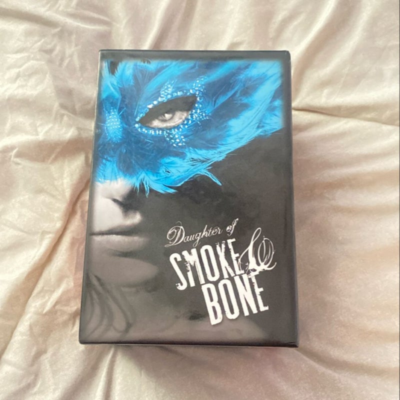The Daughter of Smoke and Bone Trilogy Hardcover Gift Set