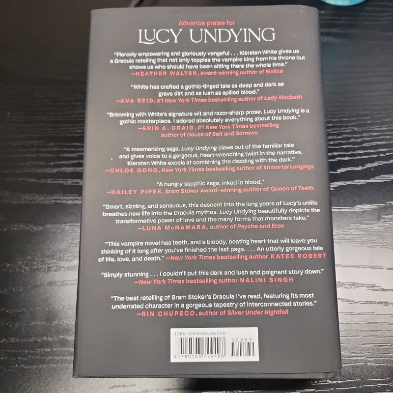 Lucy Undying: a Dracula Novel