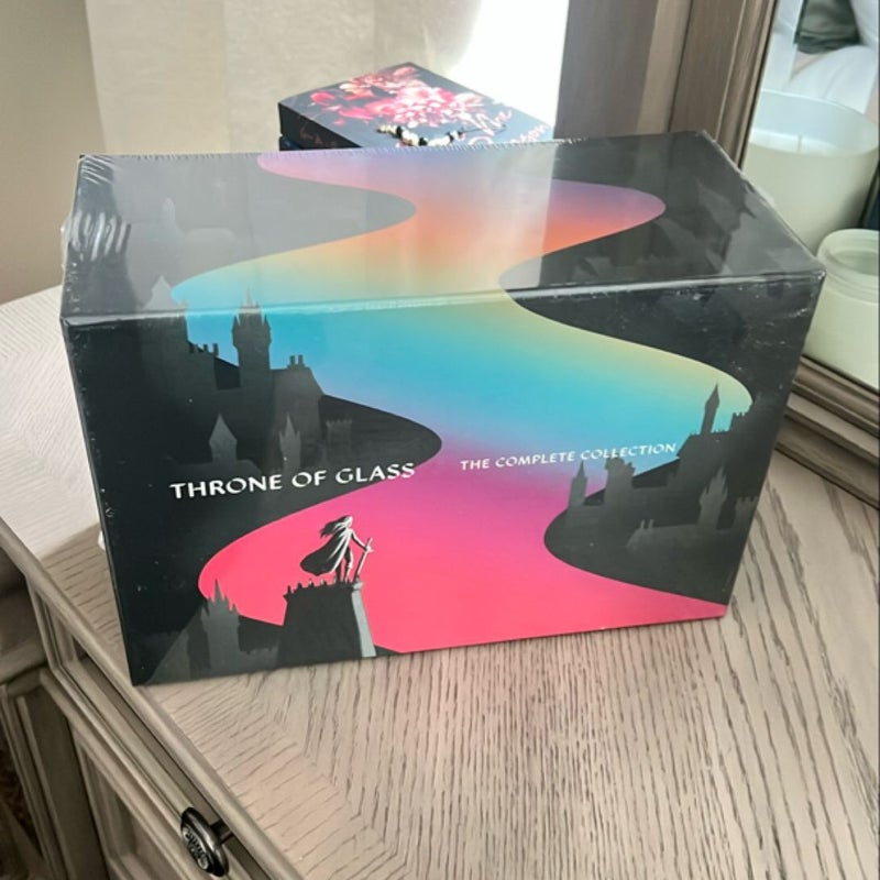 Throne of Glass Paperback Box Set