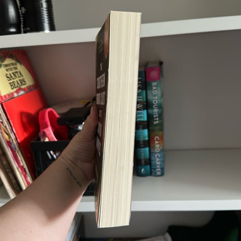 The Southern Book Club's Guide to Slaying Vampires