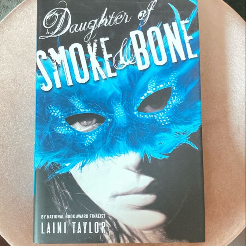 Daughter of Smoke and Bone