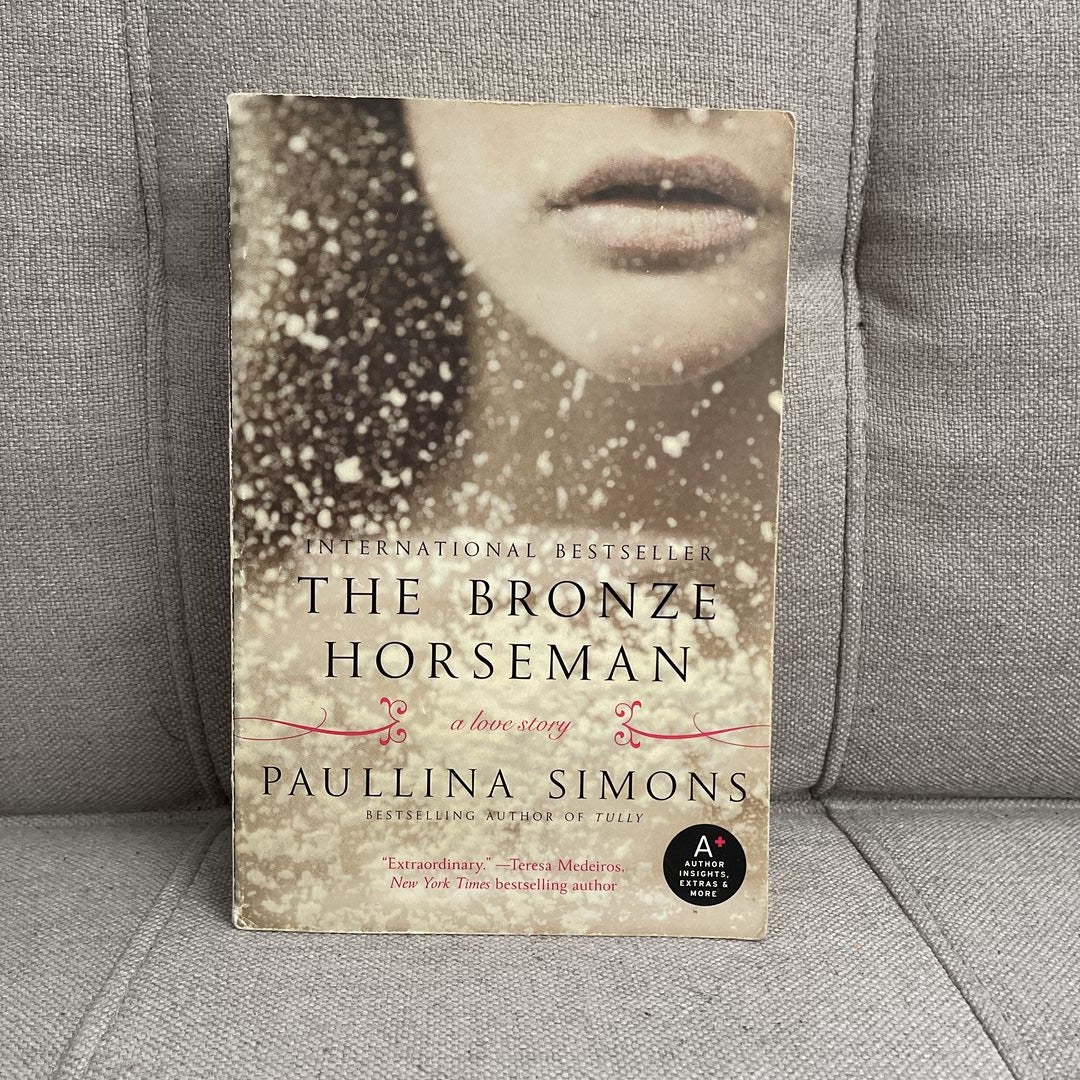 The Bronze Horseman by Paullina Simons, Paperback Pangobooks