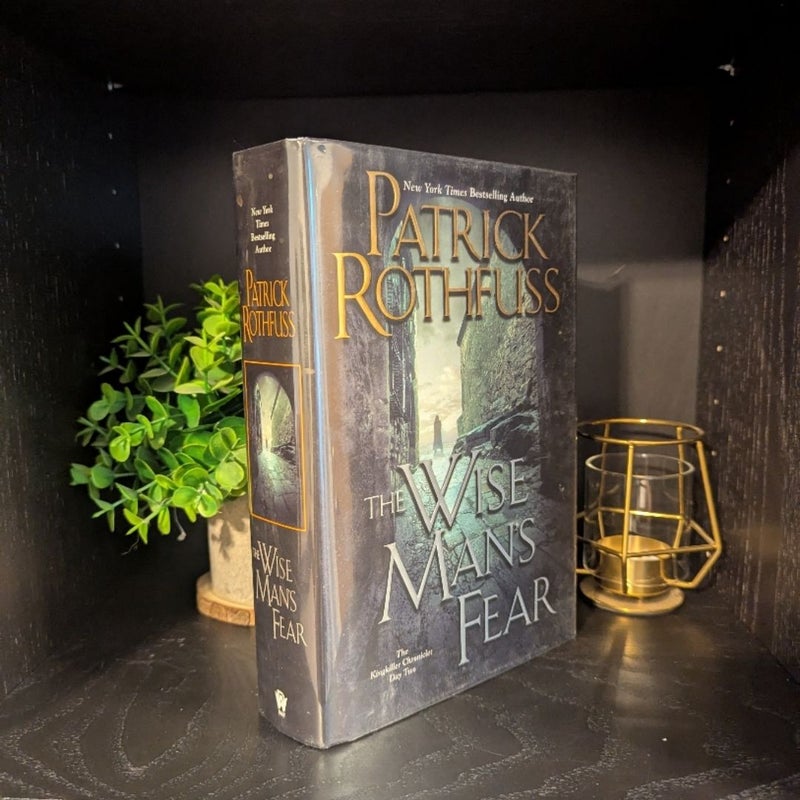 The Wise Man's Fear - SIGNED 1st Edition/6th Printing