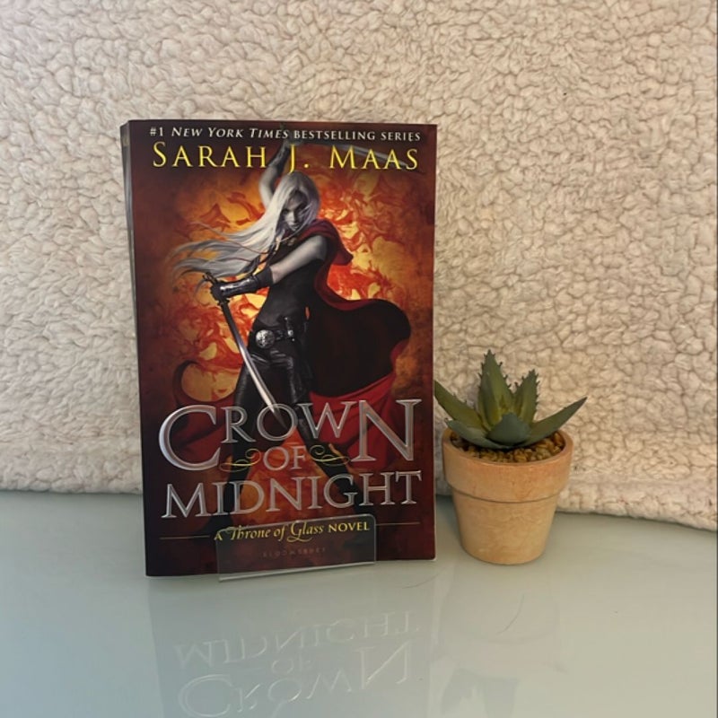 Crown of Midnight