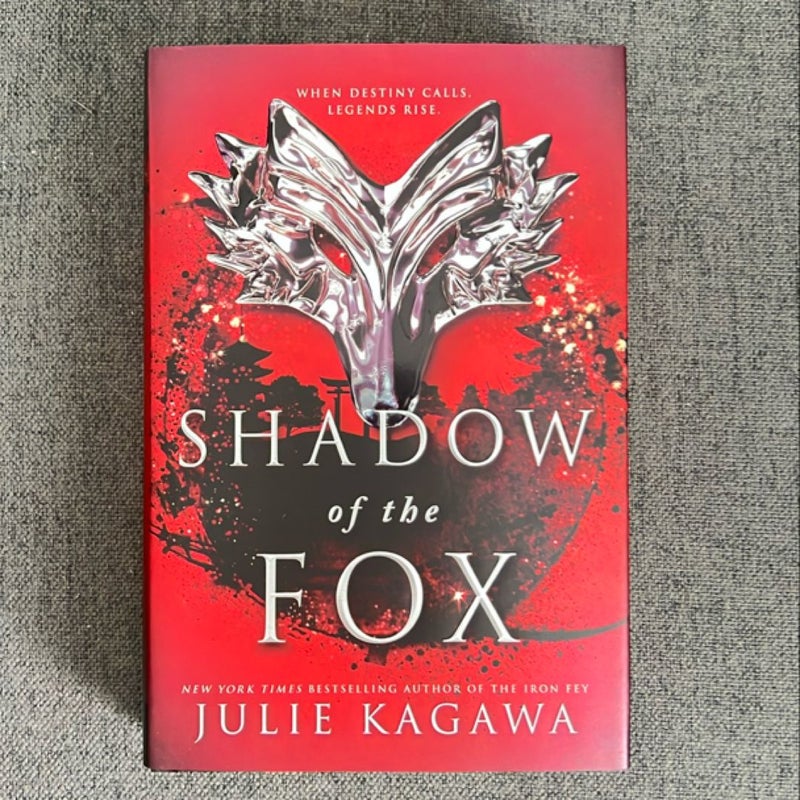 Shadow of the Fox (OwlCrate edition)