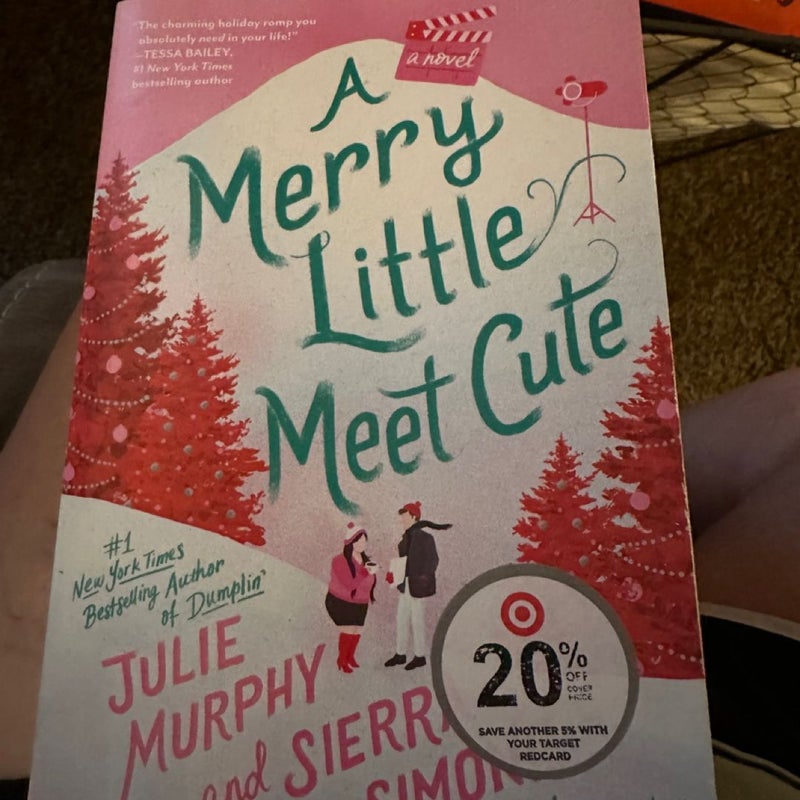 A merry little meet cute