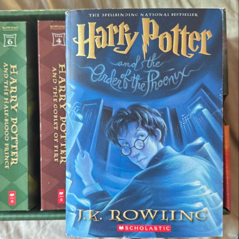 Harry Potter Paperback Boxset #1-7