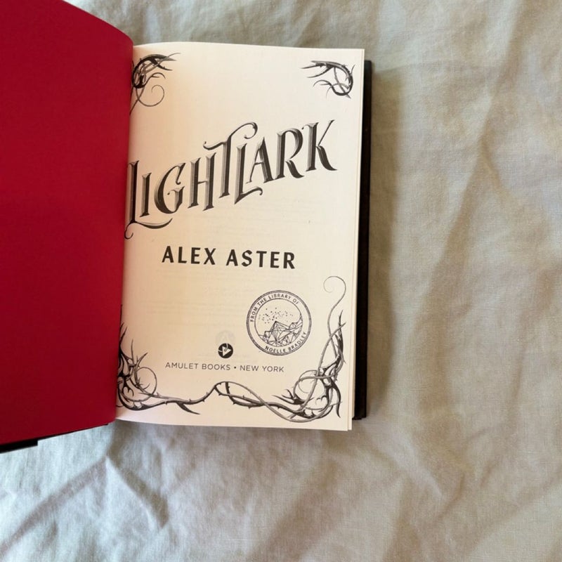 Lightlark (Barnes & Noble Exclusive Edition)