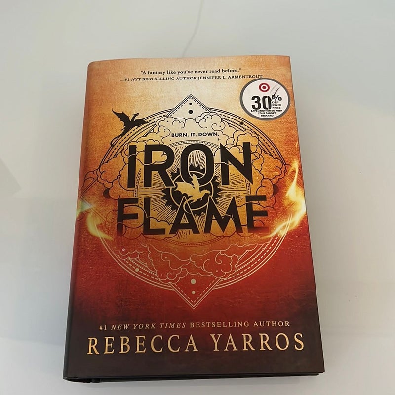 Iron Flame by Rebecca Yarros, Hardcover | Pangobooks