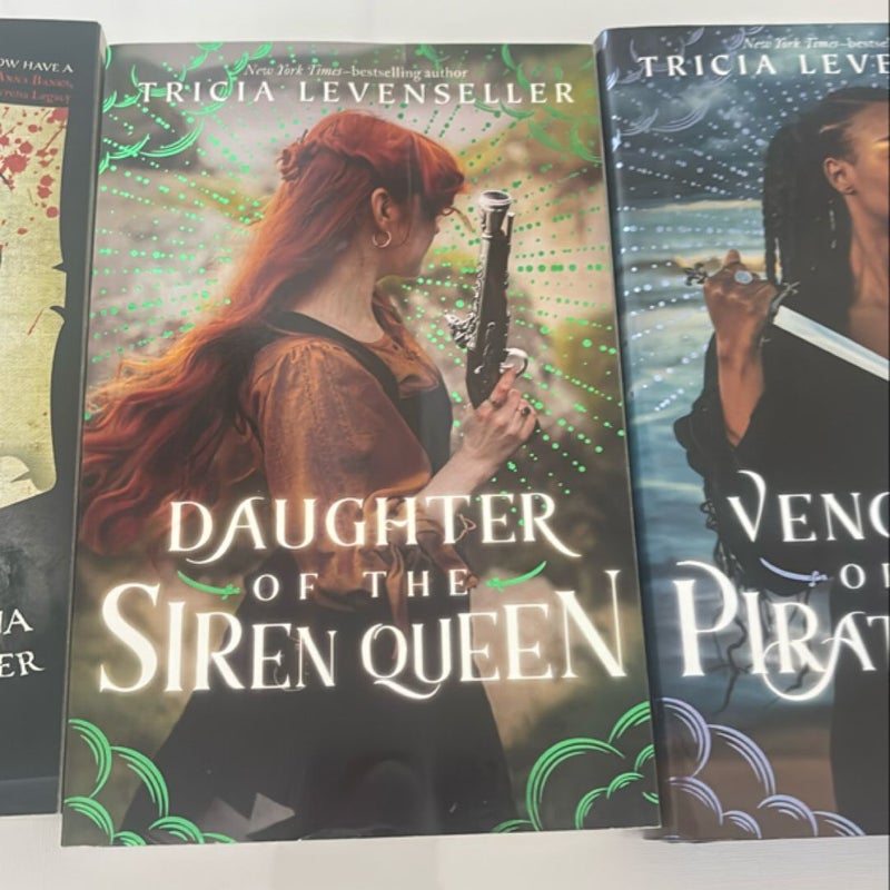 Book bundle: Daughter of the Pirate King/ Daughter of the Siren Queen/Vengeance of the Pirate Queen