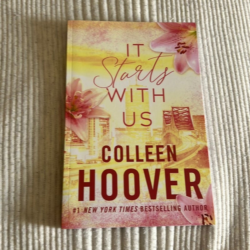 Colleen Hoover store It Starts With Us Bookworm Box Signed Book NEW