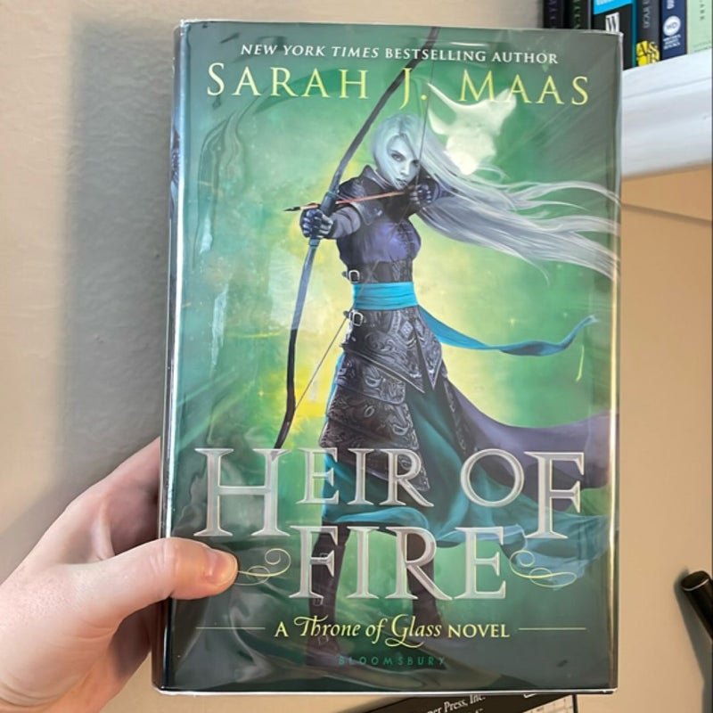 1st printing/1st edition Heir of Fire