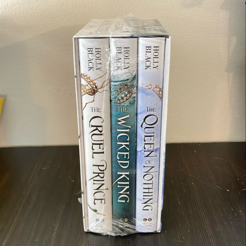 The Folk of the Air Complete Gift Set - SEALED, hardcovers (The Cruel Prince, The Wicked King, & The Queen of Nothing)