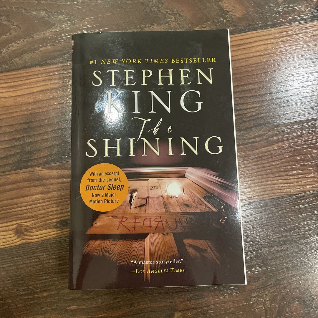 The Shining by Stephen King, Paperback | Pangobooks