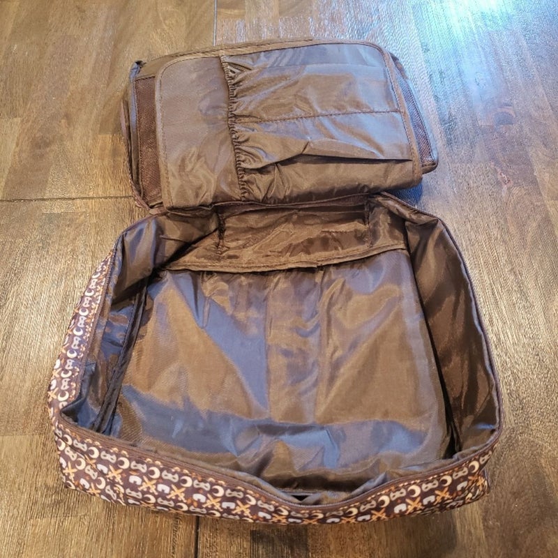 Fairyloot: An Ember in the Ashes Travel Case