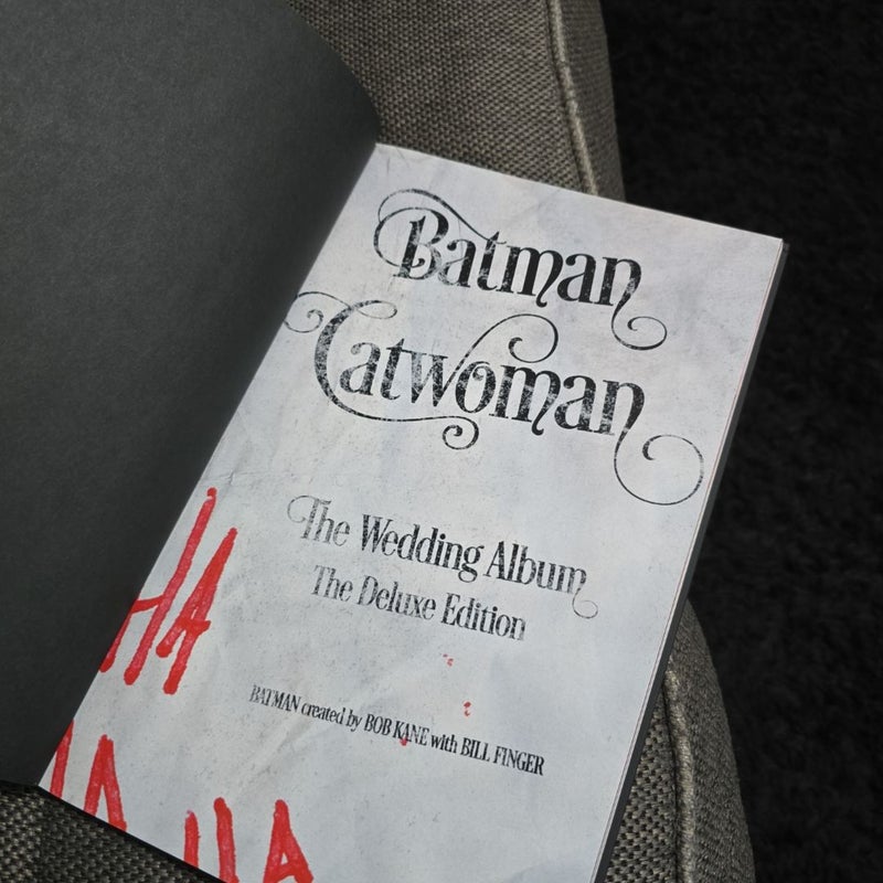 Batman Catwoman Wedding Album Delux Edition DC Comics