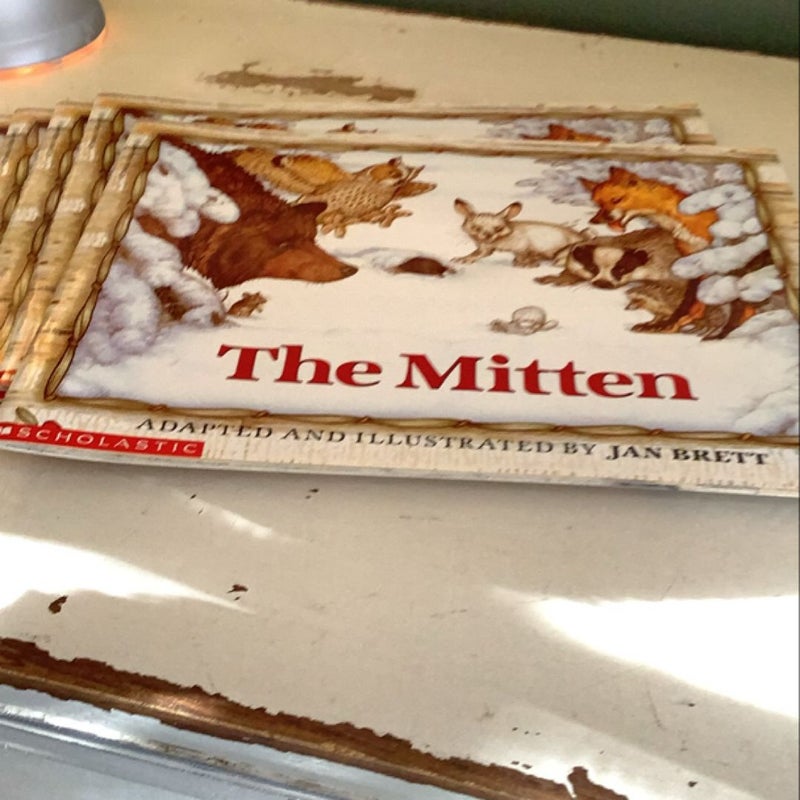 The Mitten (5 copies and audio cassette)