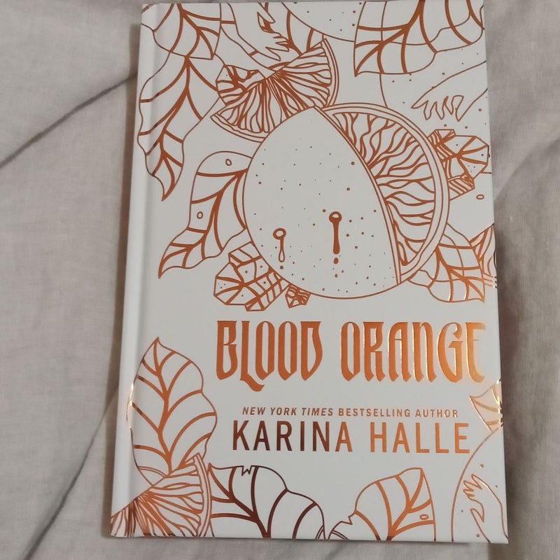 Blood orange by Karina Halle, Hardcover Pangobooks