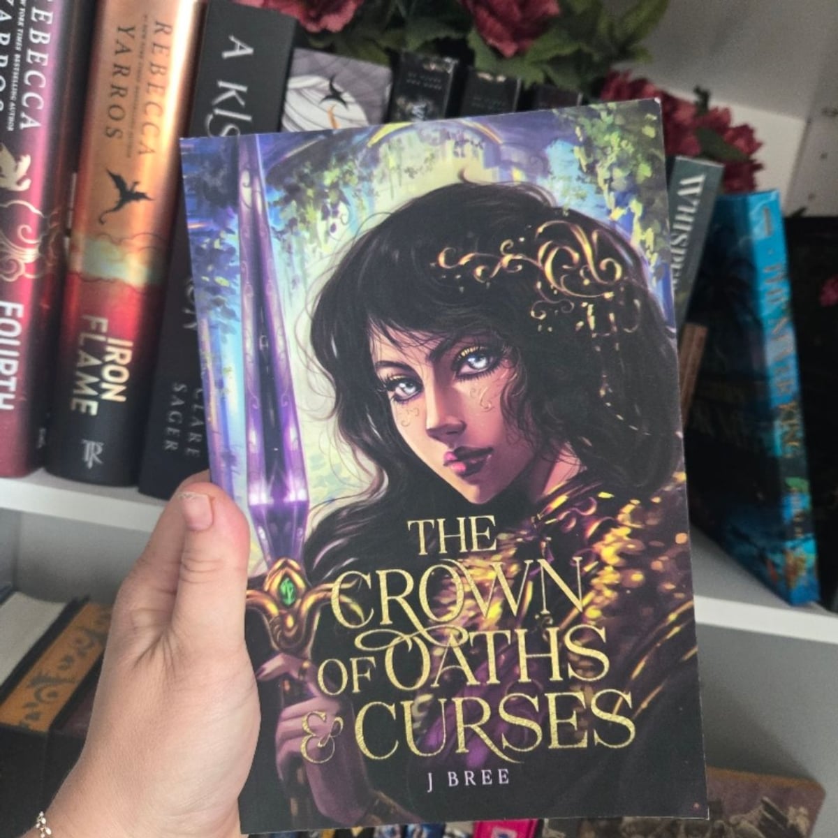 The Crown of Oath and Curses by , Paperback | Pangobooks