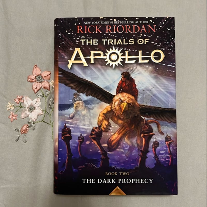 Trials of Apollo, the Book Two the Dark Prophecy (Trials of Apollo, the ...