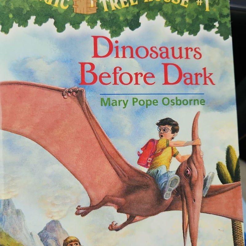 Dinosaurs before dark. Magic tree house