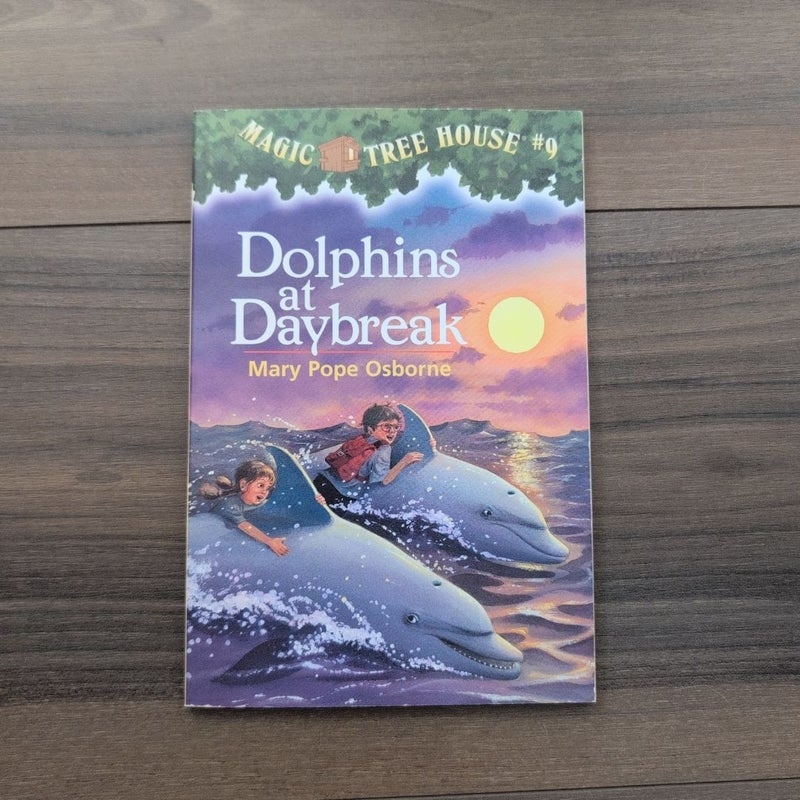 Magic Tree House #9: Dolphins at Daybreak