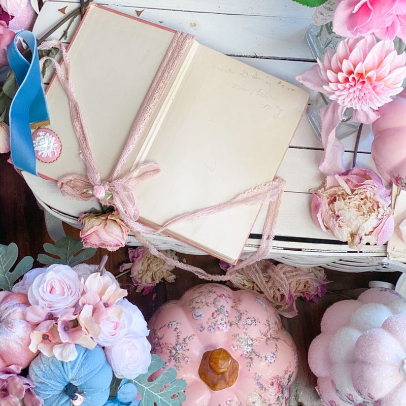 Pink Vintage Pollyanna First Edition Thus