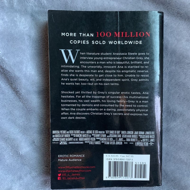 Fifty Shades of Grey (Movie Tie-In Edition)