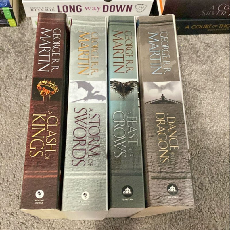 A Song Of Ice and Fire - Books 2-5
