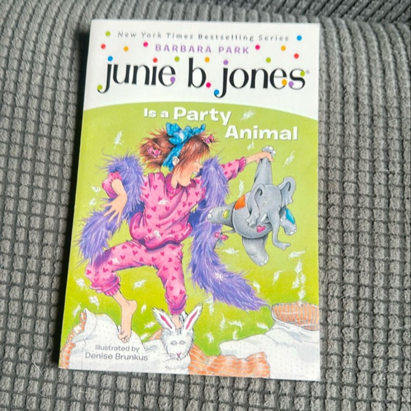 Junie B. Jones #10: Junie B. Jones Is a Party Animal