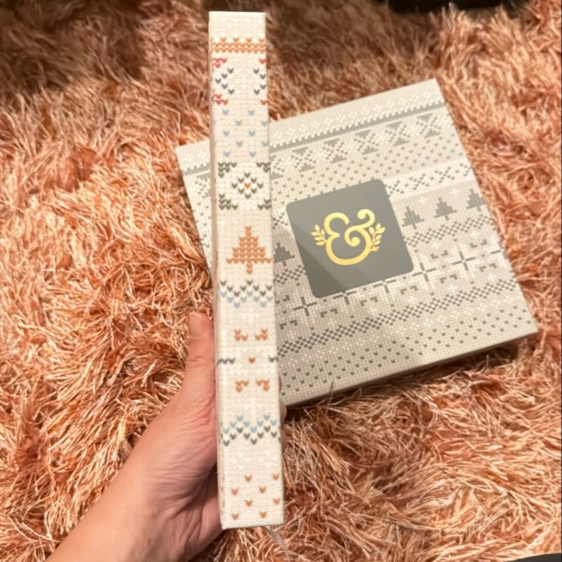 Square 8x8 Notebook: Sweater Weather