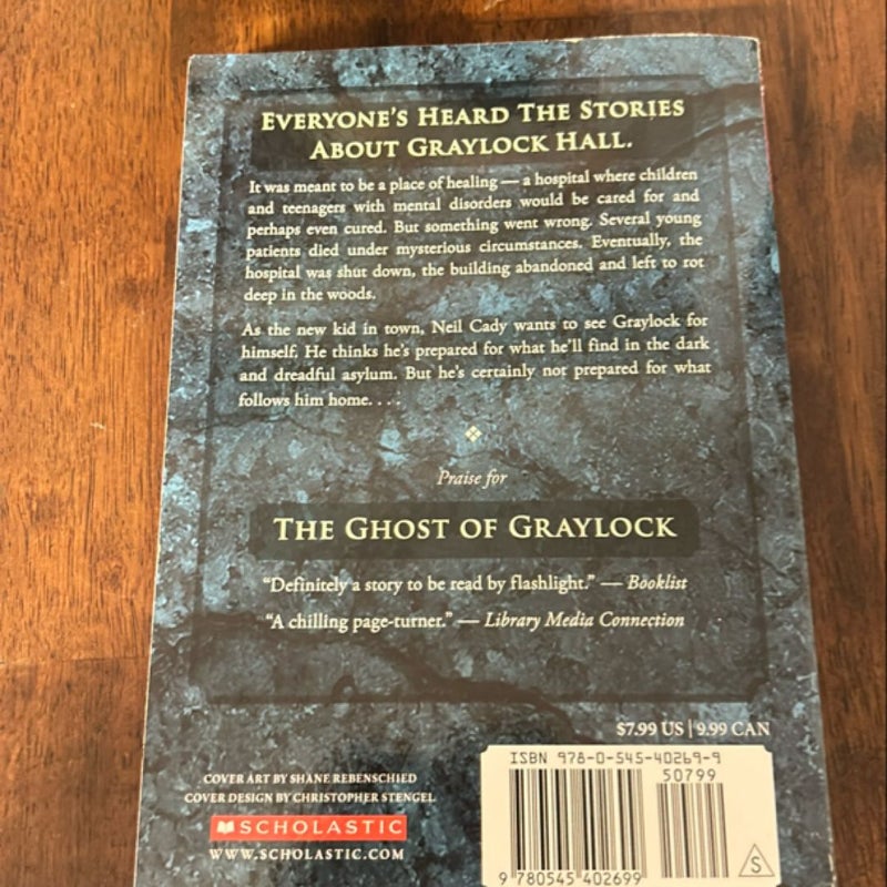 The Ghost of Graylock (a Hauntings Novel)